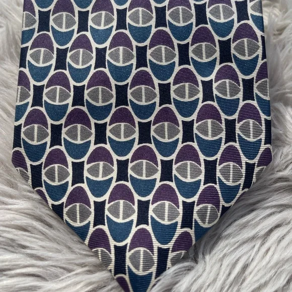 Oscar de la Renta Blue and Purple Patterned Tie - Picture 5 of 6